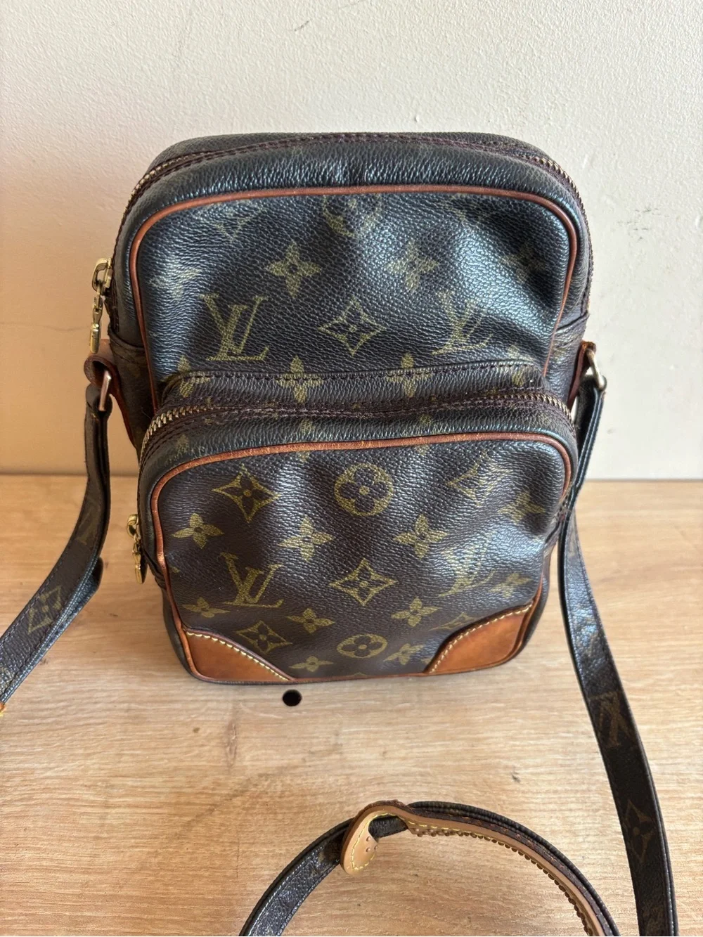 Authentic Louis Vuitton monogram crossbody bag